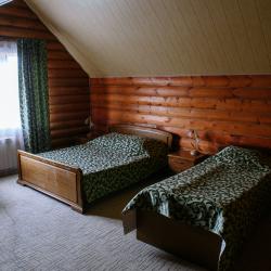 Трёхместный номер №403