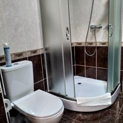 Номер стандарт с 1 двуспальной кроватью