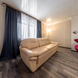 3-комнатные апартаменты улучшенные улица Курчатова, 5в (74-043)