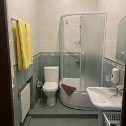 Номер стандарт с 2 односпальными кроватями (с завтраком)