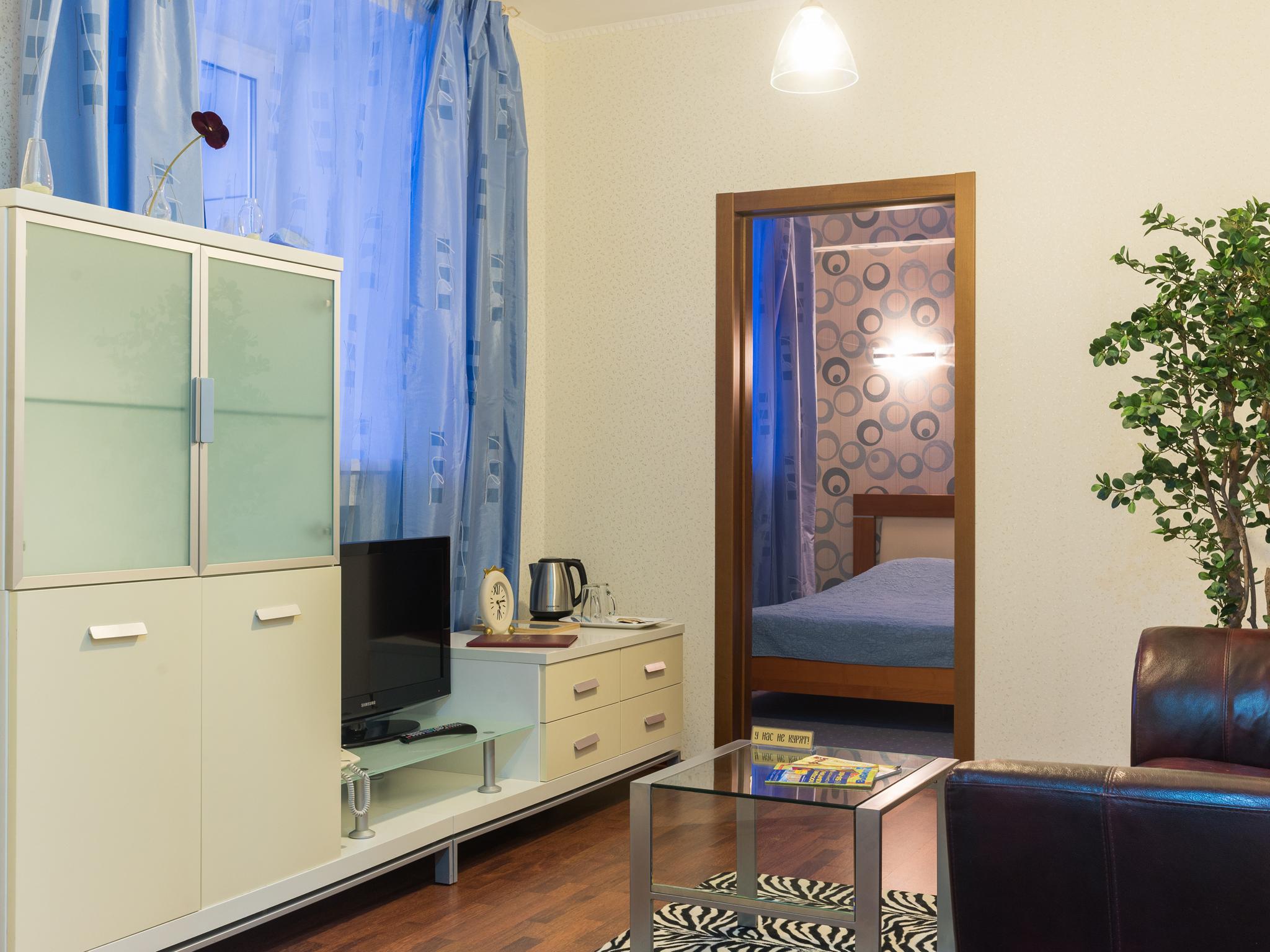 Респект искитим ресторан. Фотосессия уют отель. Уютный жк выбор квартир. Уютный дом раменское. Уютный дом сургут.