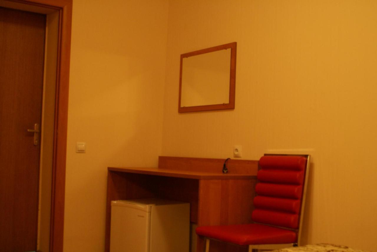 Хостел наследие москва. Гостиница наследие москва. Гостиница наследие метро вднх. Отель наследие санкт-петербург. Гостиница вднх космонавтов 2.