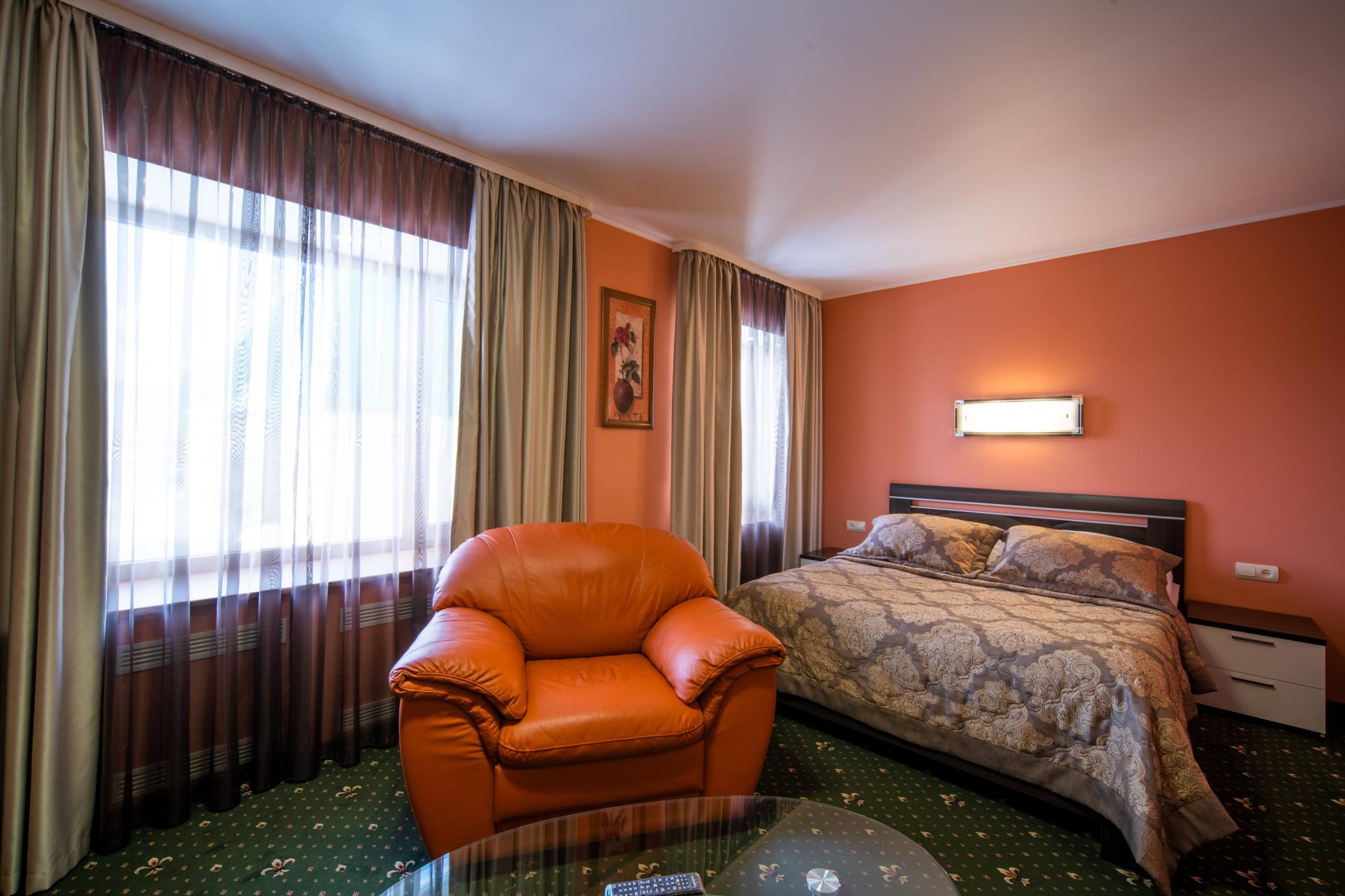 Гостиница строитель сыктывкар. Сыктывкар карла маркса 182 гостиница администраторы. Гостиница строитель сыктывкар. Гостиница восход строитель. Гостиница строитель г.