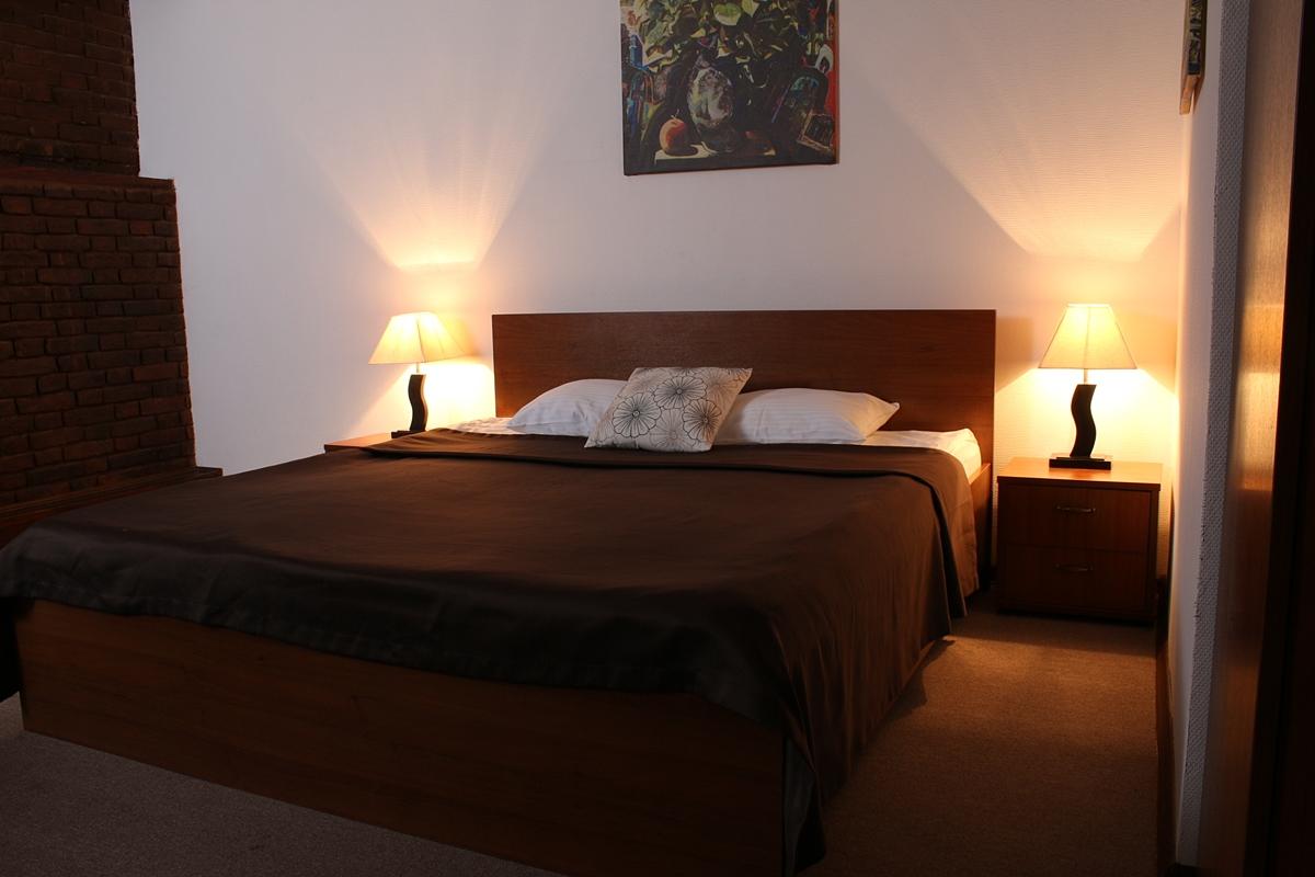 Пенза гостиница старый город отзывы. Старый город пятигорск гостиница. Покажите испанию. Гостиница старый город пенза. Пенза гостиница старый город отзывы.