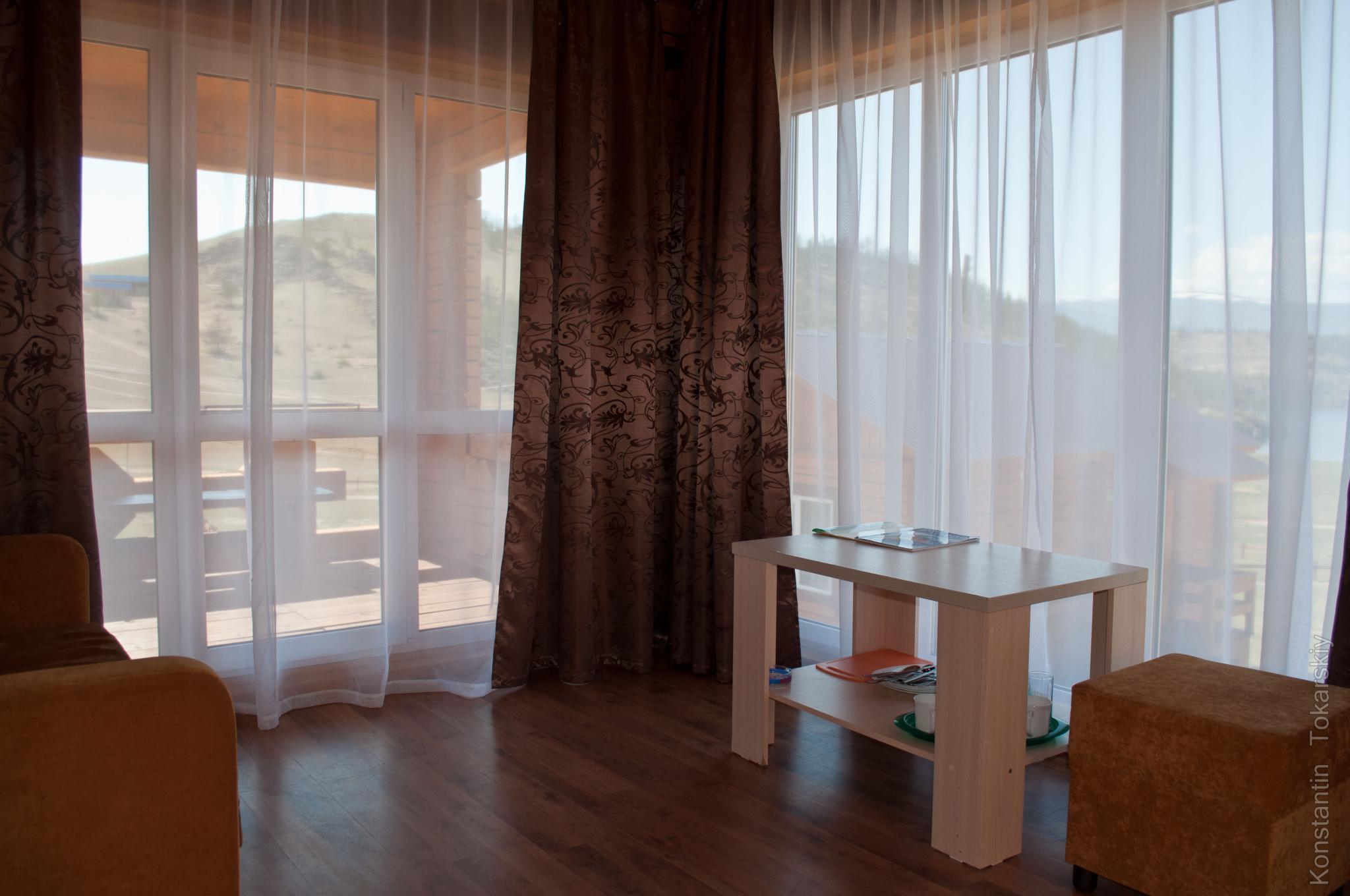 Гостевой дом окнами на байкал