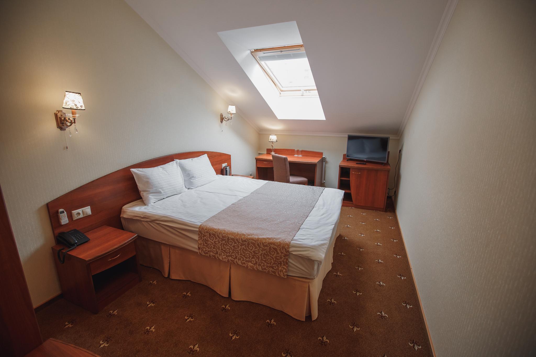 Гостиница виладжио калуга. Отель вилладжио москва. Калуга улица гагарина 4 стр 2 вилладжио. Вилладжио калуга веранда. Вилладжио 4*.