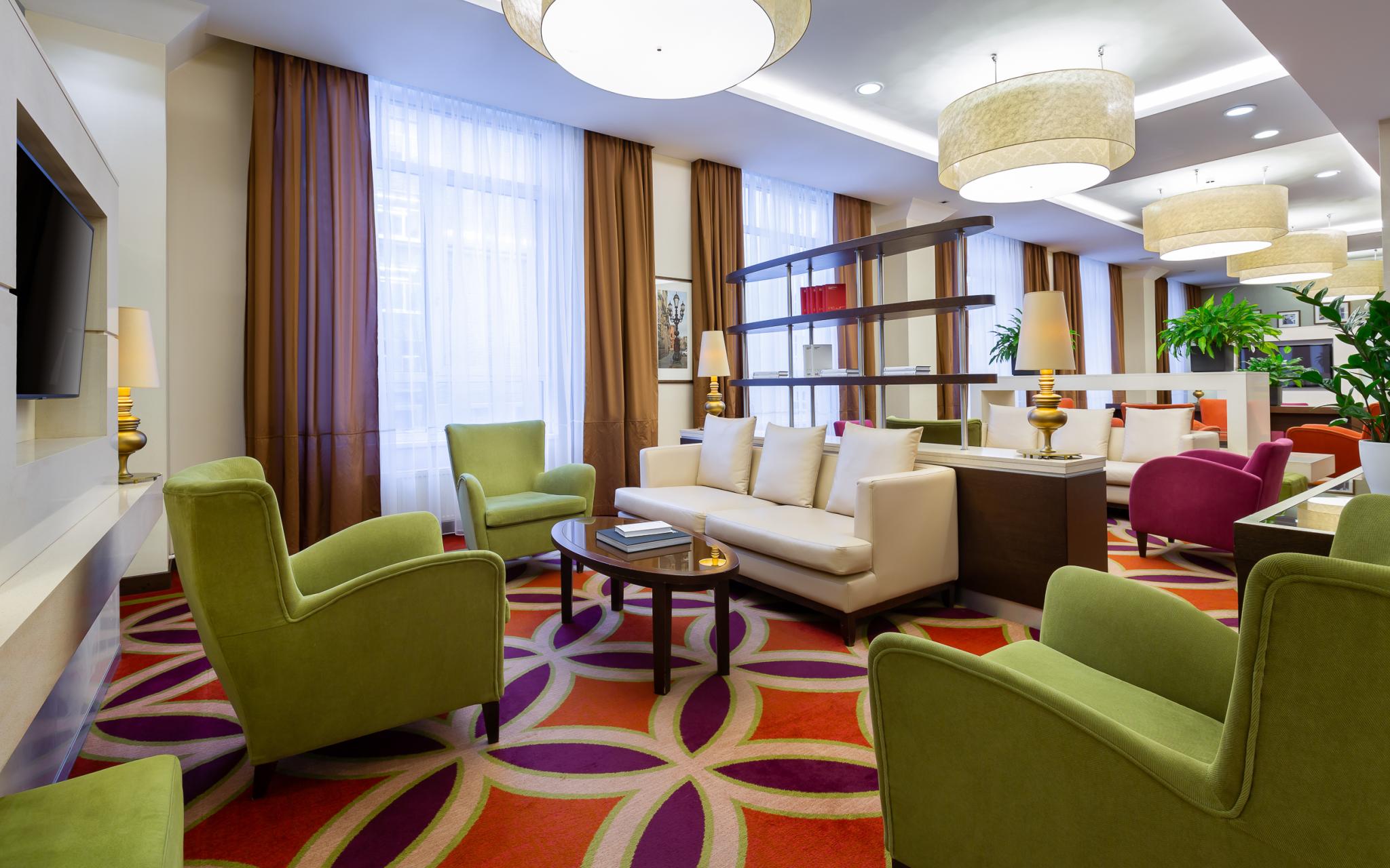 holiday inn в санкт петербурге