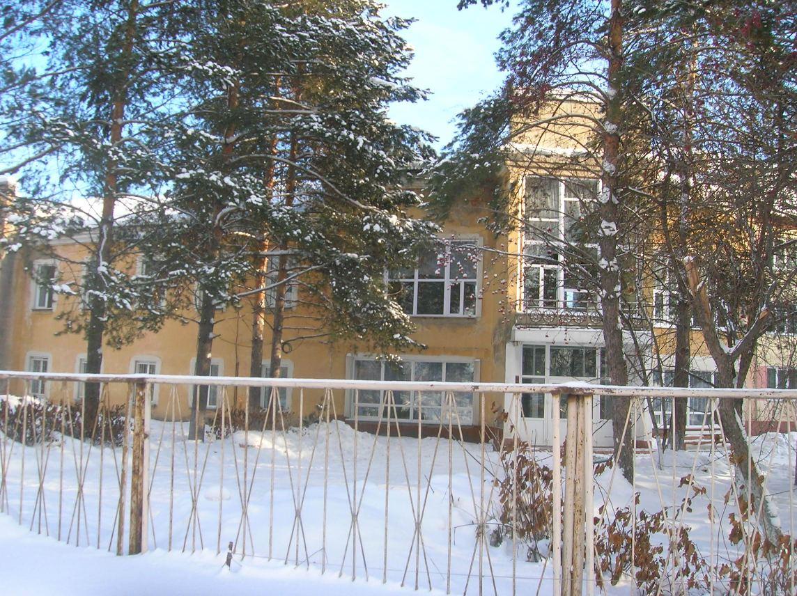 бассейн грэс мыски под открытым небом. томь усинский мыски. профилакторий грэс мыски. санаторий томь-усинский. открытый бассейн мыски грэс.