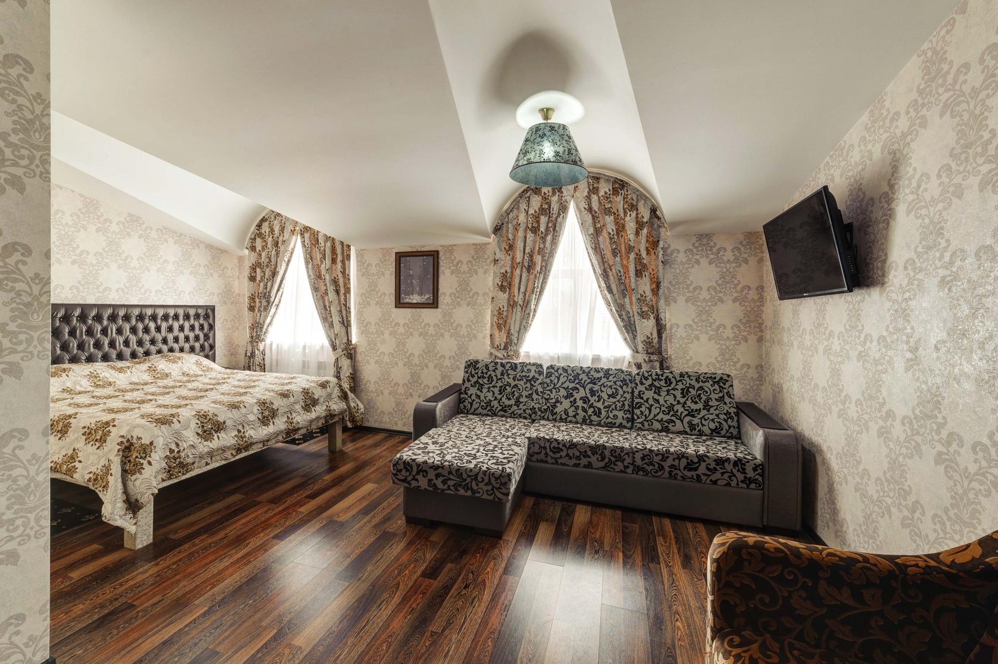 ресторан голд листвянка. отель голд. гостиница голд волгоград. Gold star домбай. гостиница франт отель волгоград.