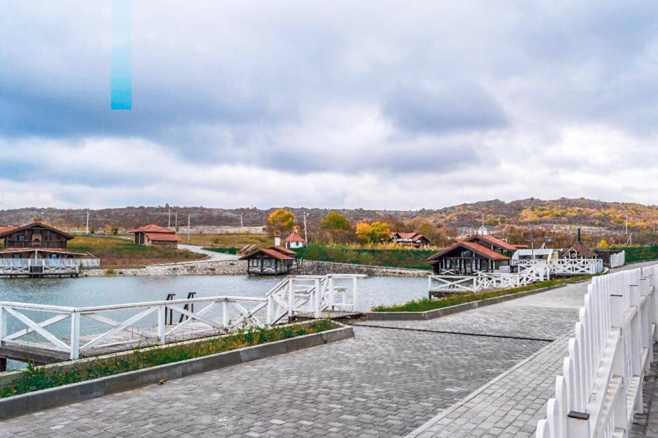 Загородный комплекс Хоббитон Иноземцево