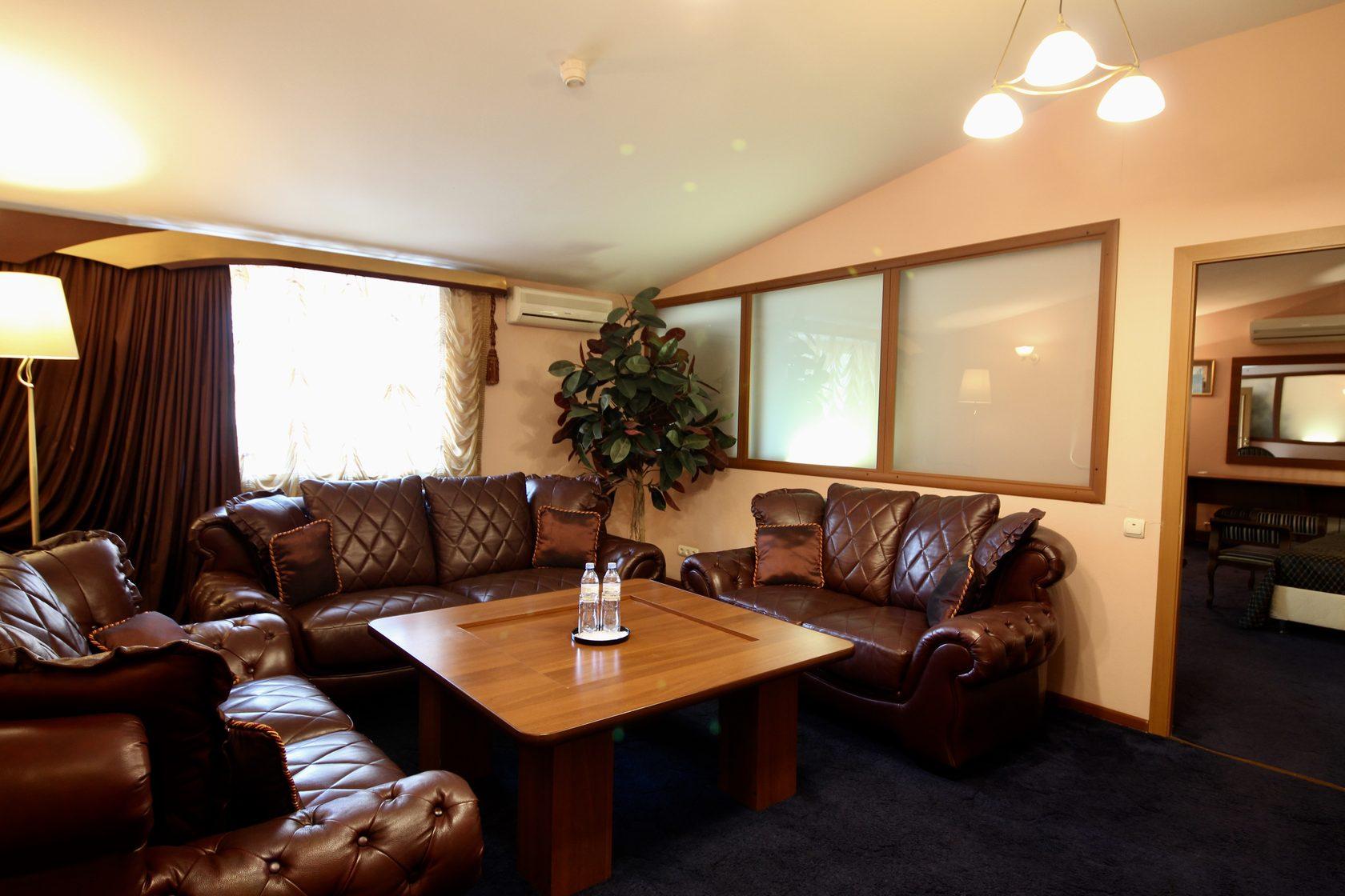 гостиница рядом жуковский. гостиница рядом жуковский. гостиница фон. нижегородская 4 жуковский гостиница. гостиница дружба жуковский фото.