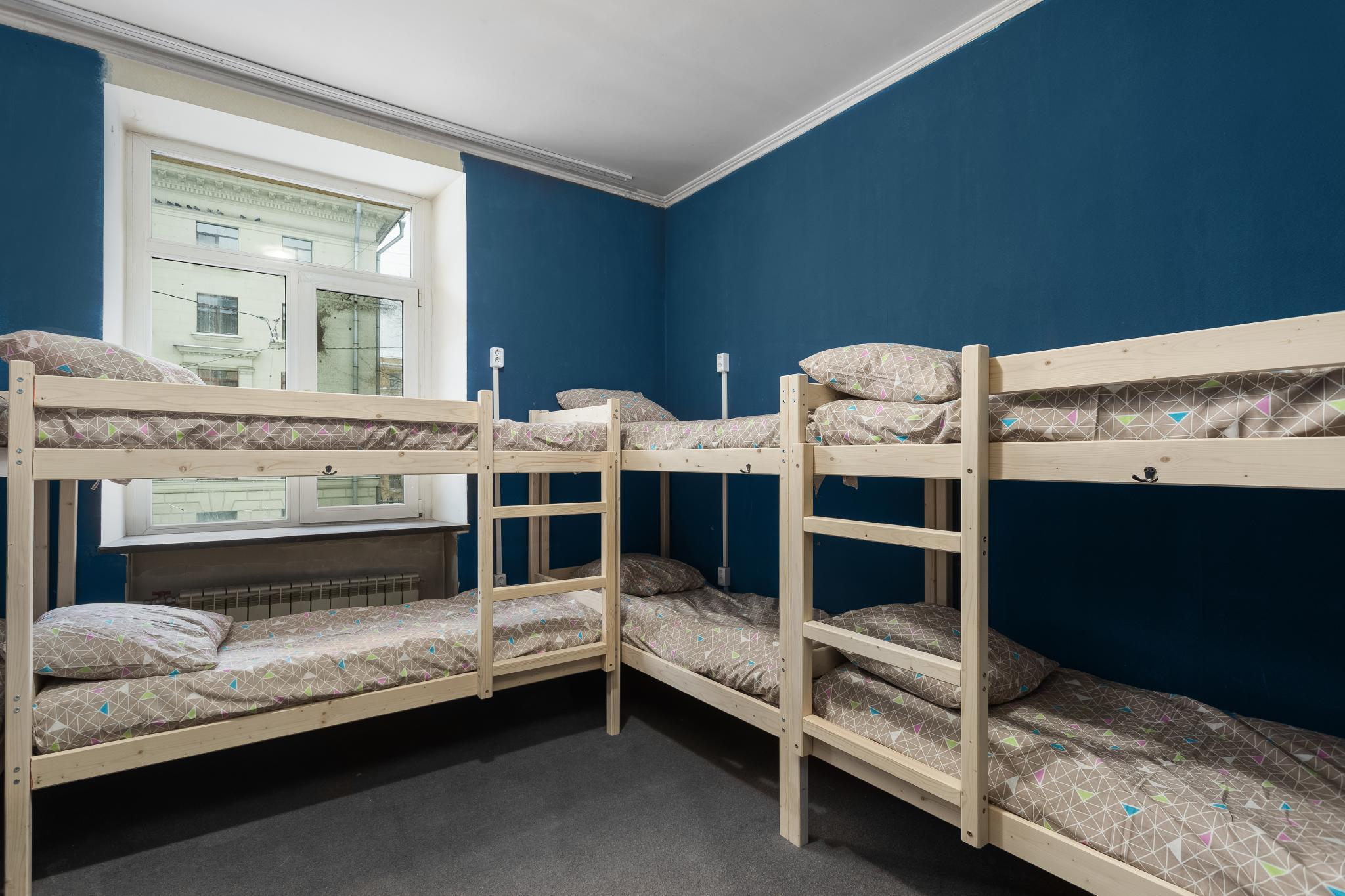 Туристские общежития. Хостел на владимирской улица марата. Хостел подушка дербент. Хостел подушка. Хостел красный коврик санкт петербург.