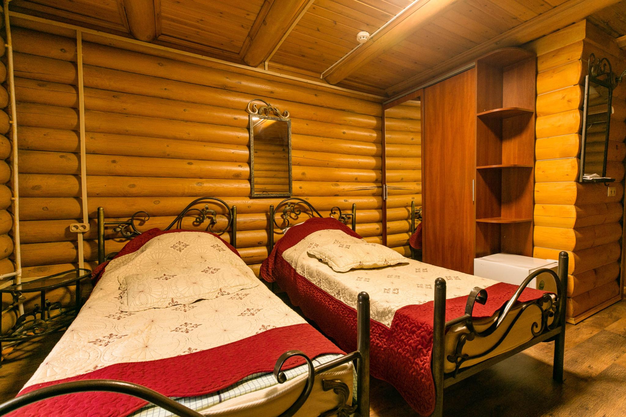 Мотель чайка московское. Гостиницы поселок московский. Отель давид развилка. Гостиница уют котельнич. Отель огниково истра.